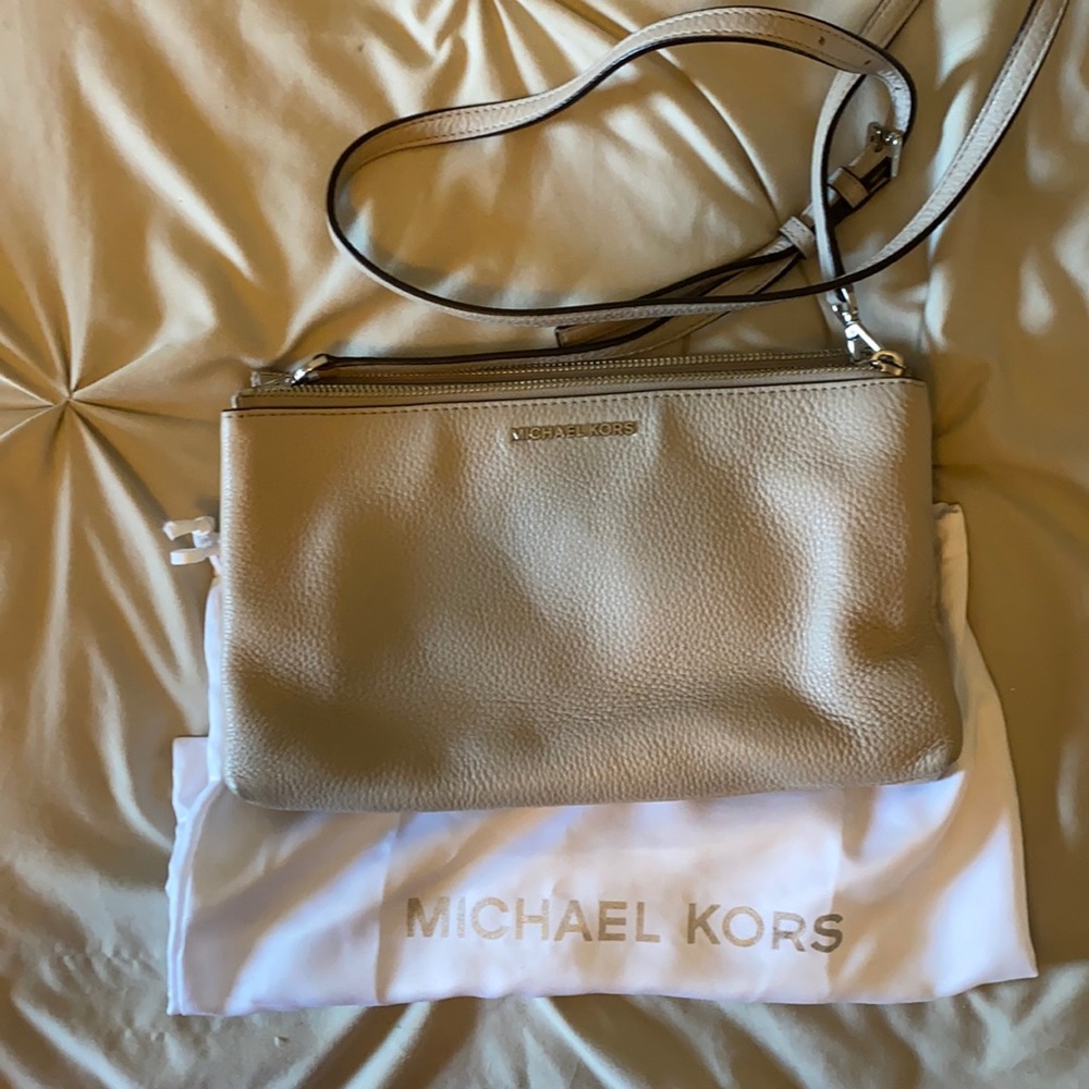 Michael Kors purse